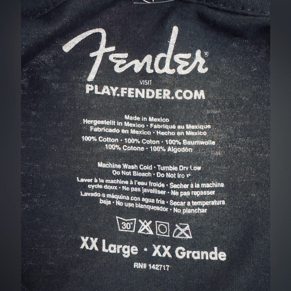 Fender Black&Red Short Sleeve Tee with Retro Palm Tree & Guitar Graphic 2XL NAwT - Picture 6 of 8